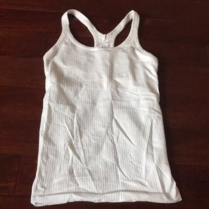 Lululemon workout tank